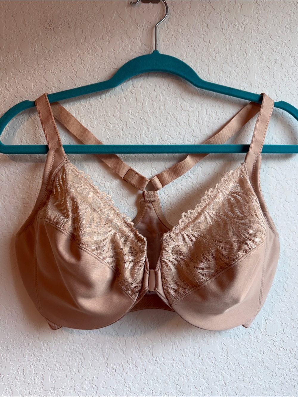 Glamorise Beige Lace Full-Coverage Bra